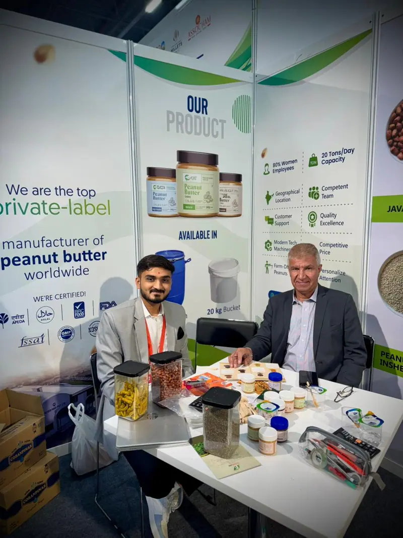 Business meeting at a private-label stand