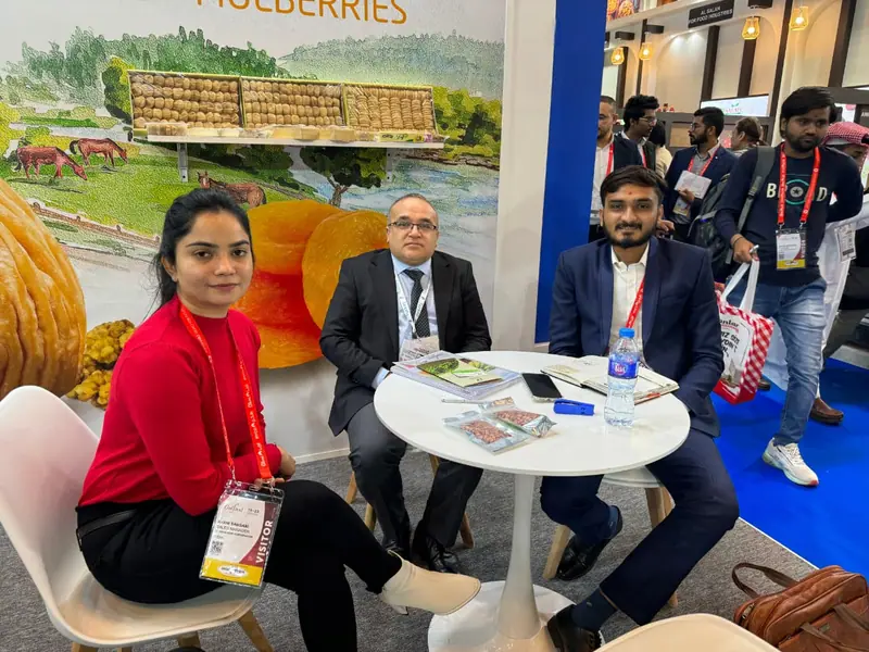 Meeting with a dried fruit and nut exhibitor