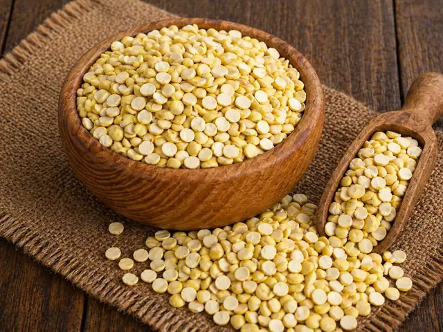Roasted chana dal (pottukadalai) split roasted chickpeas for export