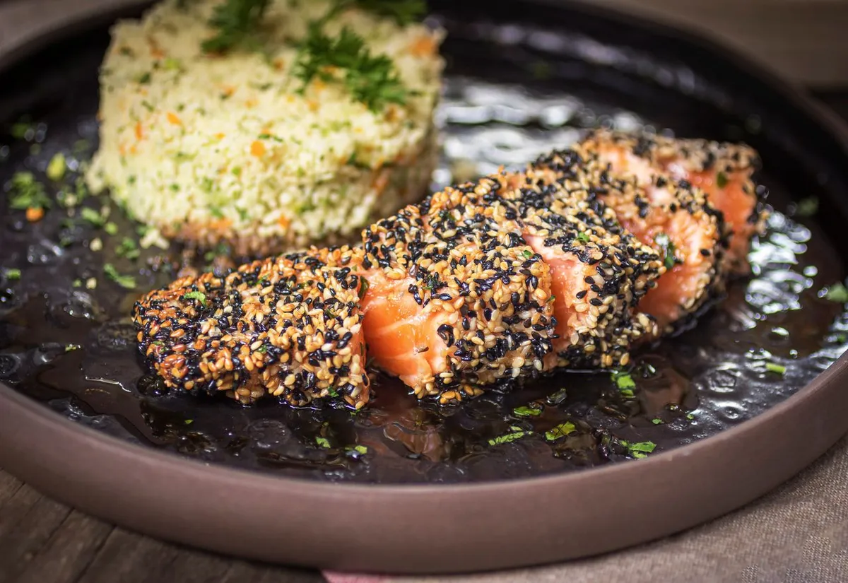 Fish crusted with black and white sesame seeds