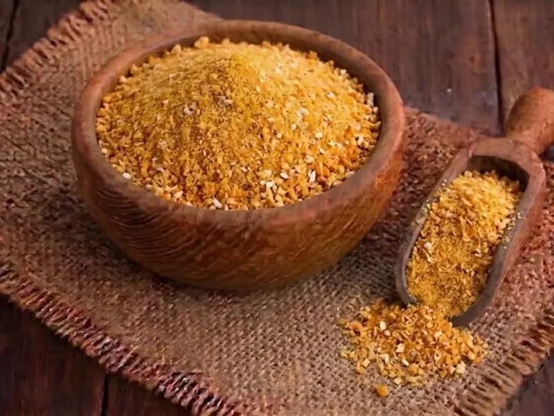 Corn DDGS protein content compared with soybean meal